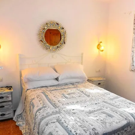 Cala En Porter Sleeps 6 Pool Air Con Wifi Villa *