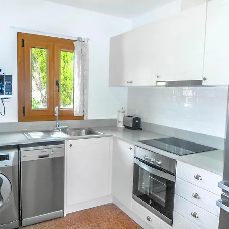 Cala En Porter Sleeps 6 Pool Air Con Wifi * Cala En Porter (Menorca)