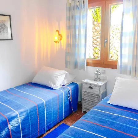 Cala En Porter Sleeps 6 Pool Air Con Wifi