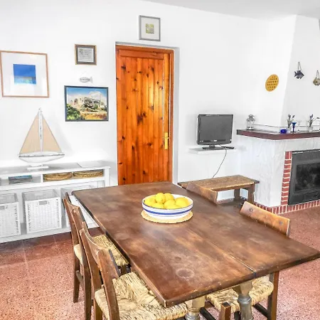 Cala En Porter Sleeps 6 Pool Air Con Wifi * Cala En Porter (Menorca)